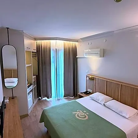 ホテル Ridvan Çeşme